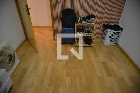 Quarto de apartamento à venda com 2 quartos, 90m² em Vila Pires, Santo André