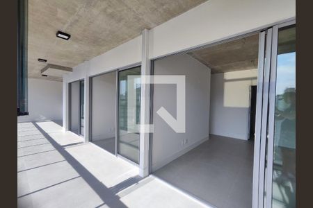 Varanda de apartamento para alugar com 3 quartos, 97m² em Recreio dos Bandeirantes, Rio de Janeiro