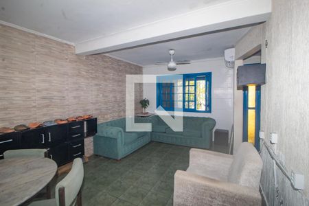 Sala de casa para alugar com 4 quartos, 200m² em Aberta dos Morros, Porto Alegre