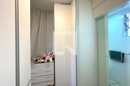 Closet da suíte 1 de apartamento à venda com 2 quartos, 70m² em Cidade Nova, Belo Horizonte