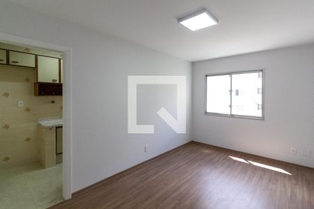 Sala de apartamento para alugar com 1 quarto, 45m² em Campo Belo, São Paulo