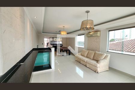 Sala de casa para alugar com 4 quartos, 232m² em Embaré, Santos