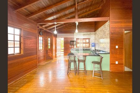 Sala de Jantar de casa para alugar com 3 quartos, 200m² em São João do Rio Vermelho, Florianópolis