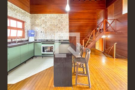 Sala de Jantar de casa para alugar com 3 quartos, 200m² em São João do Rio Vermelho, Florianópolis