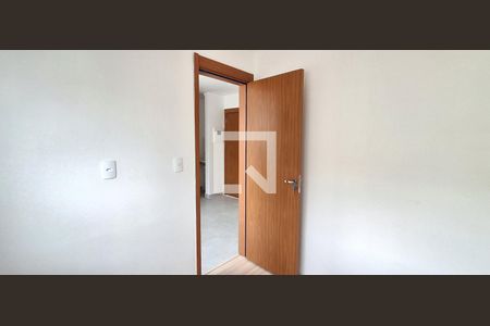 Quarto 1 de apartamento para alugar com 2 quartos, 36m² em Vila Palmares, São Caetano do Sul