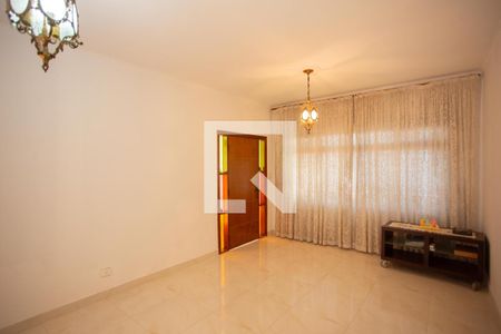 SALA de casa para alugar com 3 quartos, 200m² em Vila Piaui, São Paulo