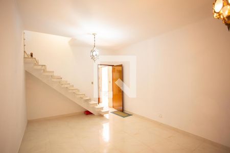 SALA de casa para alugar com 3 quartos, 200m² em Vila Piaui, São Paulo