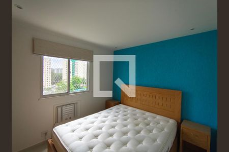 Quarto 1 de apartamento para alugar com 2 quartos, 50m² em Jacarepaguá, Rio de Janeiro