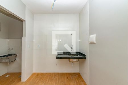 Sala/Cozinha de casa para alugar com 1 quarto, 29m² em Alto Caiçaras, Belo Horizonte