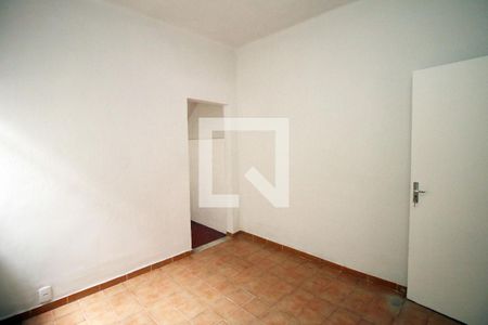 Sala de casa para alugar com 1 quarto, 50m² em Vista Alegre, Rio de Janeiro