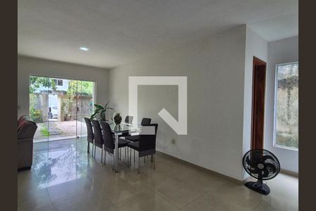 Casa de Condomínio à venda com 3 quartos, 250m² em Vargem Pequena, Rio de Janeiro