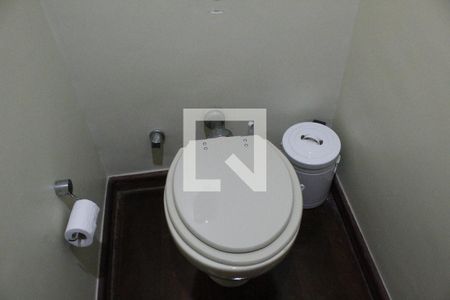 Lavabo de apartamento para alugar com 3 quartos, 120m² em Tijuca, Rio de Janeiro