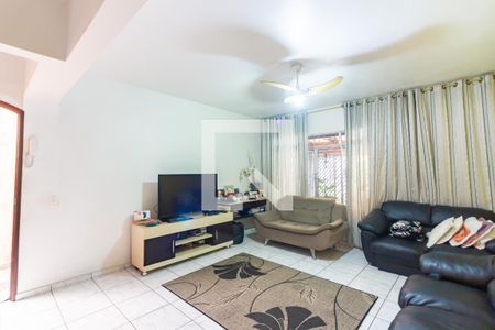 Sala  de casa à venda com 3 quartos, 125m² em Centro, Osasco