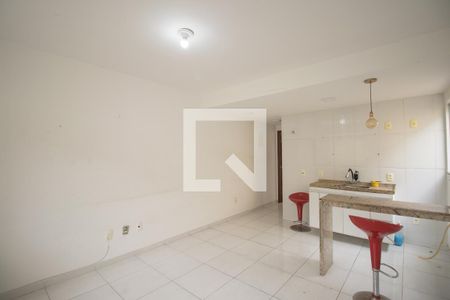 Sala/Cozinha de apartamento para alugar com 1 quarto, 35m² em Colubandê, São Gonçalo
