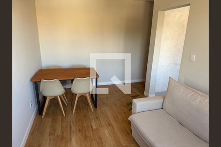 Sala  de apartamento à venda com 2 quartos, 50m² em Campo Alegre, Belo Horizonte