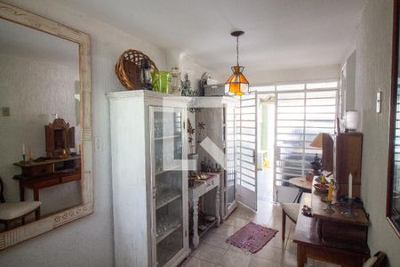 Hall De Entrada de casa à venda com 2 quartos, 110m² em Vila Cordeiro, São Paulo