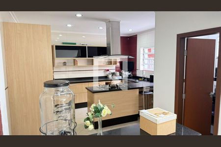 Casa à venda com 3 quartos, 214m² em Jabaquara, São Paulo