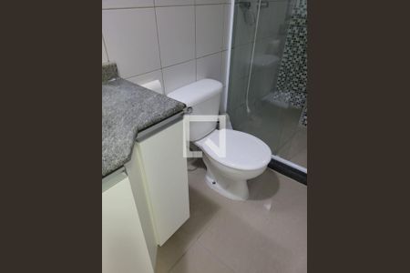Banheiro de apartamento à venda com 2 quartos, 62m² em Alphaville Industrial, Barueri