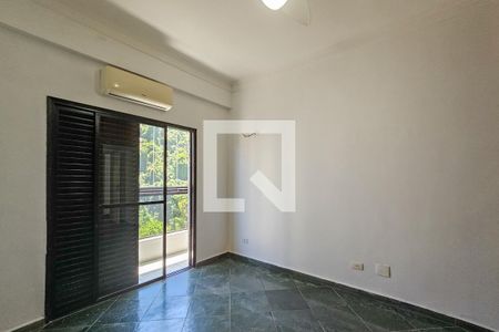 Suíte de apartamento para alugar com 3 quartos, 98m² em Barra Funda, Guarujá