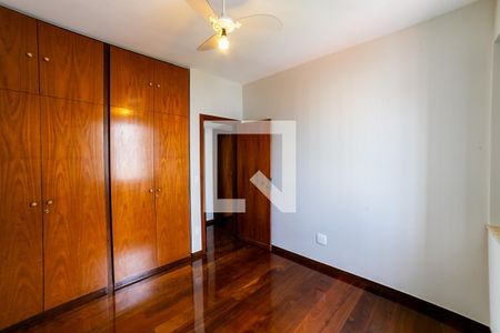 Quarto 1 de apartamento para alugar com 2 quartos, 98m² em Centro, Belo Horizonte