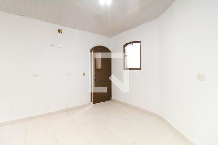 Sala/Cozinha de casa para alugar com 1 quarto, 40m² em Vila Carmosina, São Paulo