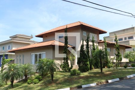 Casa de Condomínio para alugar com 3 quartos, 355m² em Jardim Indaia, Embu das Artes