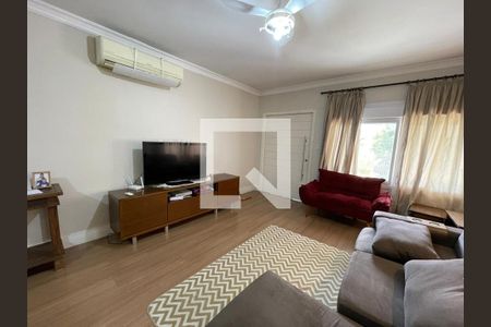 Sala de TV de casa à venda com 3 quartos, 120m² em Santo Andre, São Leopoldo