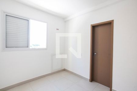 Suite de apartamento para alugar com 3 quartos, 57m² em Jaraguá, Uberlândia