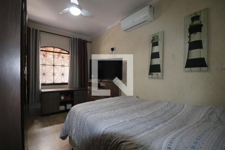 Quarto 1 de casa à venda com 2 quartos, 225m² em Vila Lucinda, Santo André