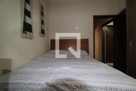 Quarto 1 de casa à venda com 2 quartos, 225m² em Vila Lucinda, Santo André