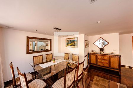 Sala de casa à venda com 6 quartos, 278m² em Jardim Avelino, São Paulo