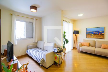 Sala/Cozinha de apartamento à venda com 2 quartos, 68m² em Água Branca, São Paulo