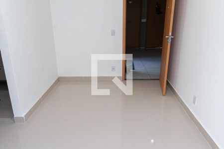 Sala de apartamento para alugar com 2 quartos, 41m² em Campo Grande, Rio de Janeiro