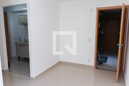 Sala de apartamento para alugar com 2 quartos, 41m² em Campo Grande, Rio de Janeiro