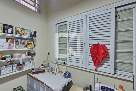 Despensa  de casa à venda com 4 quartos, 282m² em Jardim Leonor, Campinas
