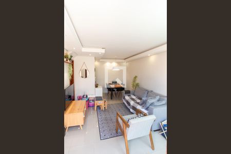 Sala de casa de condomínio à venda com 2 quartos, 60m² em Vila Mazzei, São Paulo