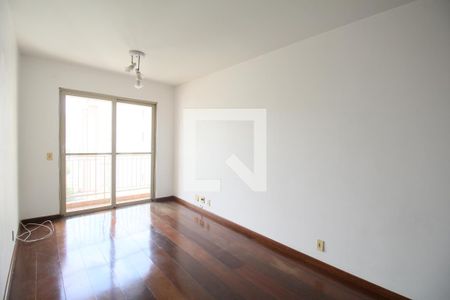 Sala de apartamento para alugar com 3 quartos, 67m² em Vila Morumbi, São Paulo