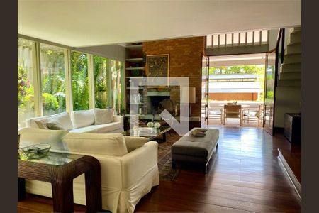 Casa à venda com 4 quartos, 624m² em Jardim Leonor, São Paulo