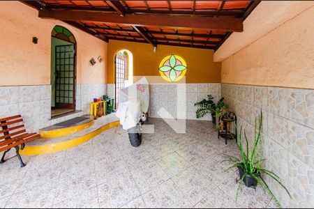 Garagem de casa à venda com 4 quartos, 220m² em Jardim America, Belo Horizonte