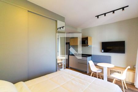 Studio de kitnet/studio para alugar com 1 quarto, 27m² em Jardim das Acacias, São Paulo