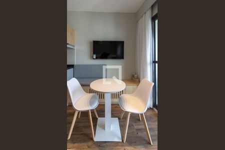 Studio de kitnet/studio para alugar com 1 quarto, 27m² em Jardim das Acacias, São Paulo