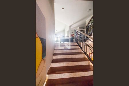 Escada de casa de condomínio à venda com 4 quartos, 608m² em Alphaville, Santana de Parnaíba