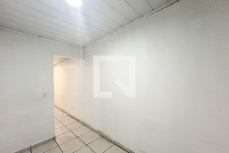 Quarto 1 de casa para alugar com 2 quartos, 80m² em Jardim Bandeirantes, São Paulo