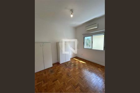 Casa à venda com 4 quartos, 218m² em Chácara Santo Antônio (Zona Sul), São Paulo