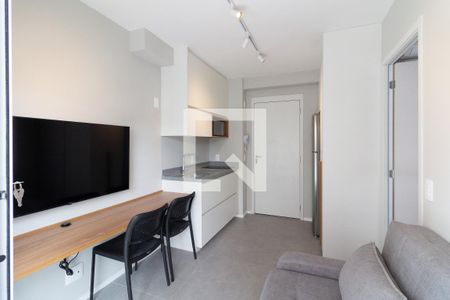 Sala/Cozinha de apartamento à venda com 1 quarto, 24m² em Vila Butantã, São Paulo