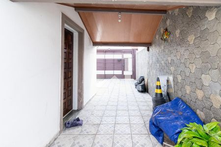 Corredor de Entrada de casa à venda com 4 quartos, 280m² em Jardim Itacolomi, São Paulo