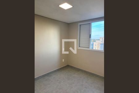 Quarto de apartamento à venda com 2 quartos, 45m² em Jardim São Vicente, Campinas