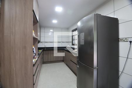 Cozinha - Armários de casa à venda com 3 quartos, 120m² em Mato Grande, Canoas