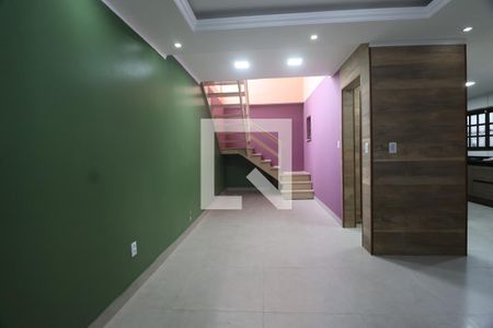 Sala de casa à venda com 3 quartos, 120m² em Mato Grande, Canoas