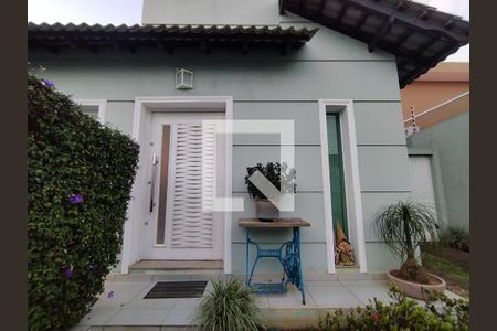 Entrada  de casa à venda com 3 quartos, 225m² em Jardim da Saúde, São Paulo